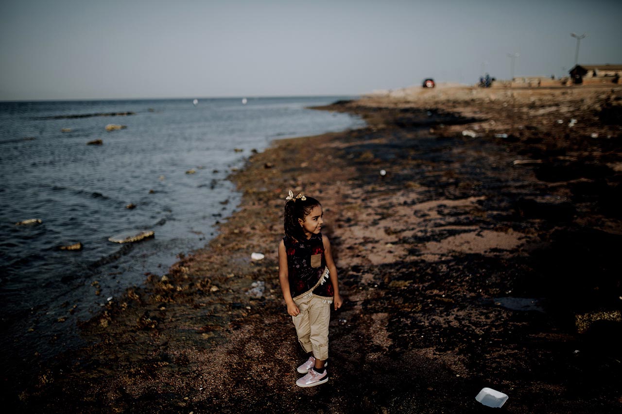 Red Sea, Black Beaches